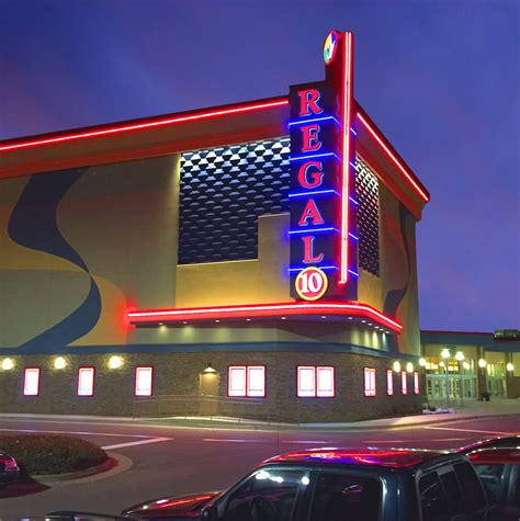 dulles town center movies|regal cinemas in dulles.